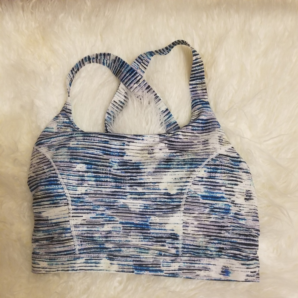 Lululemon sports bra size 4